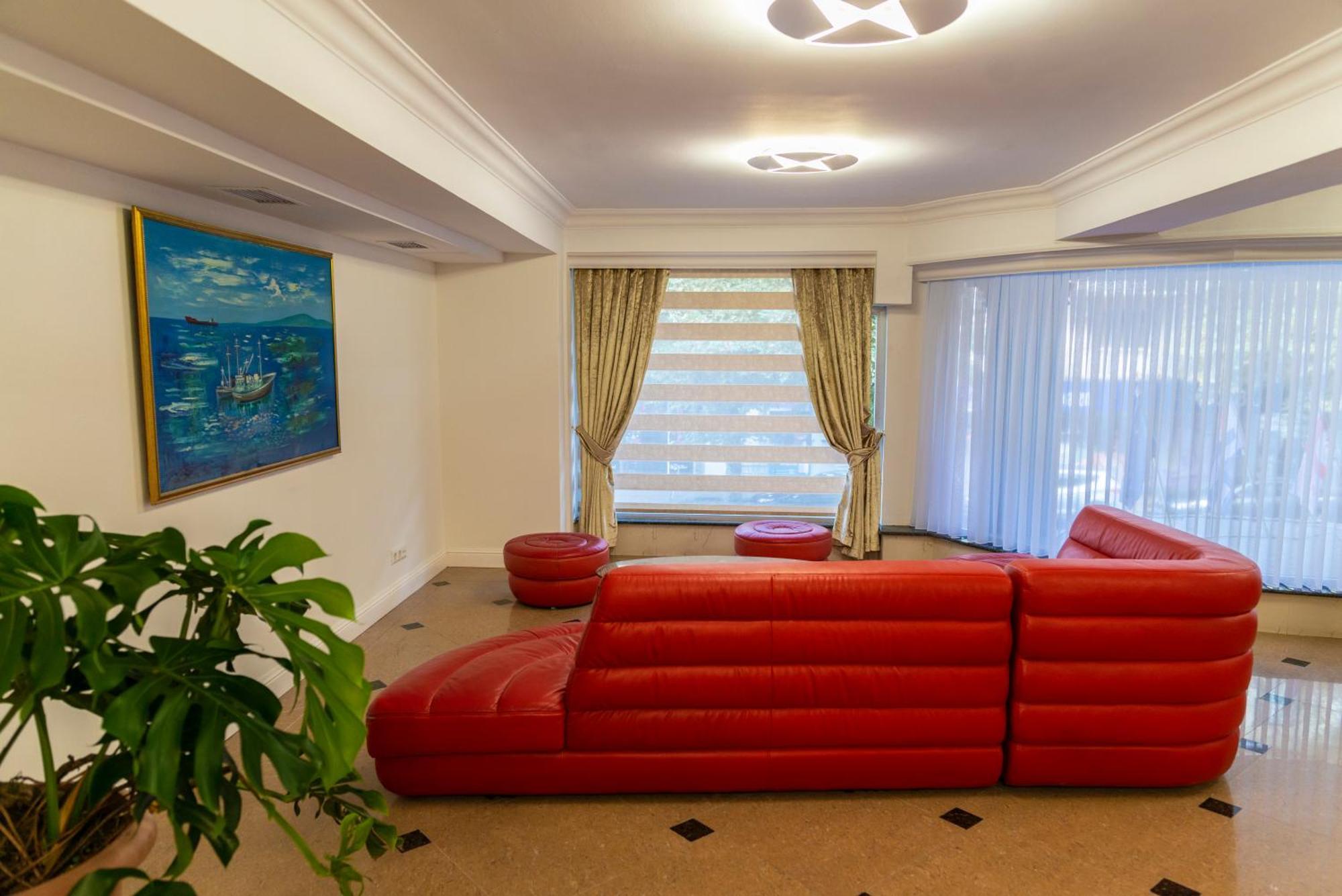 Era Palace Batumi Esterno foto