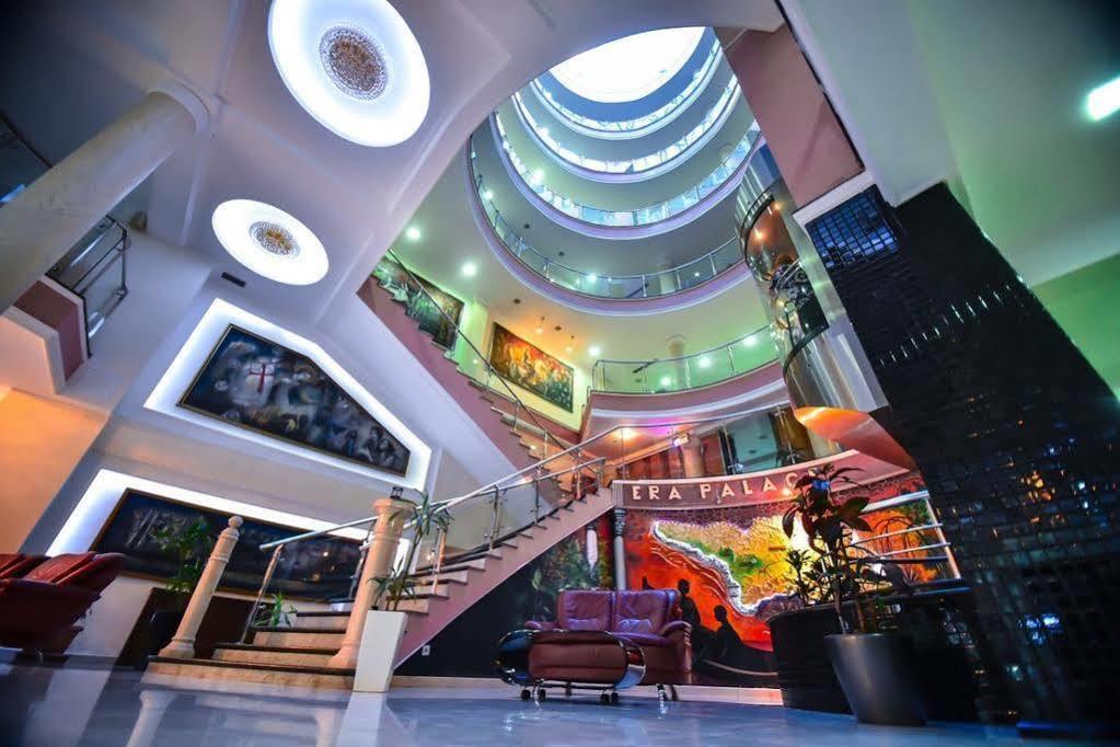 Era Palace Batumi Esterno foto